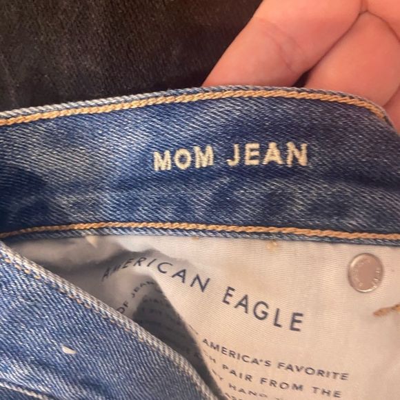 American Eagle Mom Jeans - Picture 6 of 6